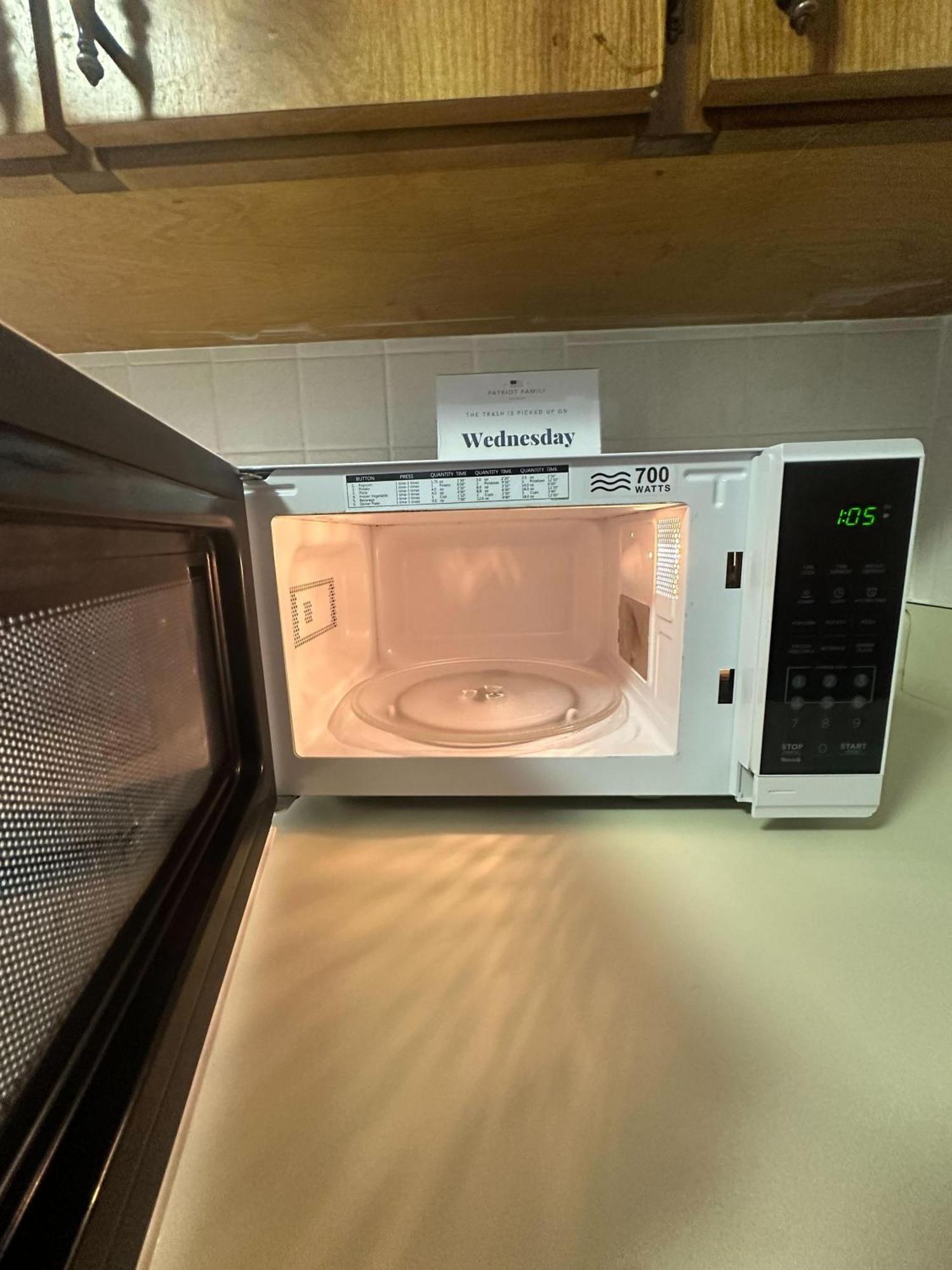 Brilliant In Bellview-Back Unit-- Mins To Nas Pensacola, Beach, Shopping Екстериор снимка